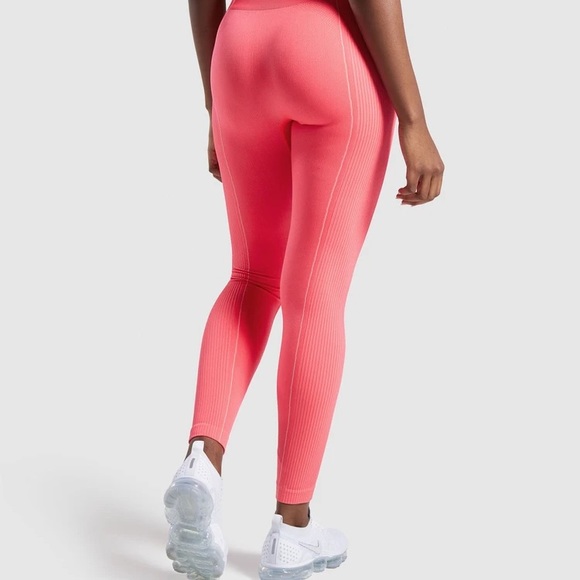 Gymshark Ultra Seamless Leggings Pink - Picture 2 of 2